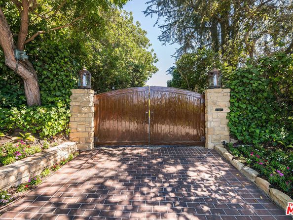 1550 Amalfi Drive, Pacific Palisades CA 90272