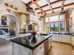 1550 Amalfi Drive, Pacific Palisades CA 90272