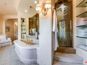1550 Amalfi Drive, Pacific Palisades CA 90272