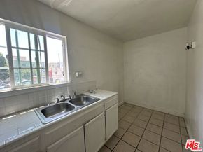 1117 N Alexandria Avenue, Los Angeles CA 90029