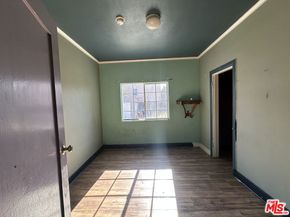 1117 N Alexandria Avenue, Los Angeles CA 90029