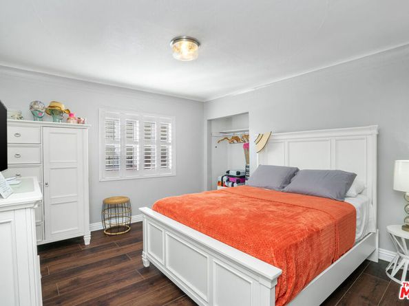 7815 S Halldale Avenue, Los Angeles CA 90047