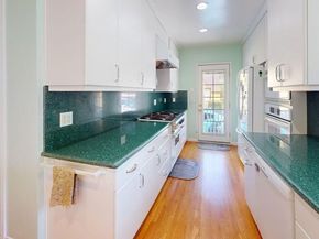 535 Woodbury Road, Glendale CA 91206