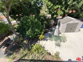 535 Woodbury Road, Glendale CA 91206