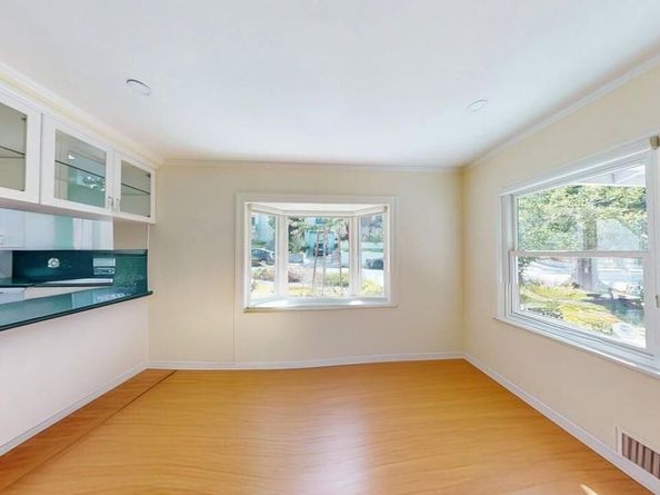 535 Woodbury Road, Glendale CA 91206