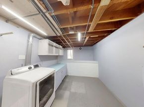 535 Woodbury Road, Glendale CA 91206