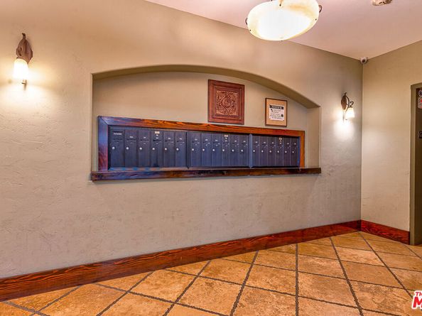 1310 Armacost Avenue 102, Los Angeles CA 90025