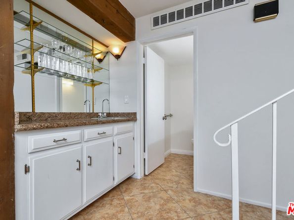 10126 Reseda Boulevard 112, Northridge CA 91324