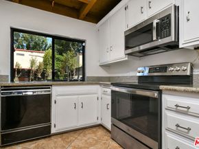 10126 Reseda Boulevard 112, Northridge CA 91324
