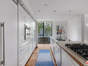 7 Vicente Terrace, Santa Monica CA 90401