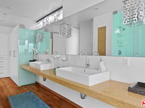 7 Vicente Terrace, Santa Monica CA 90401