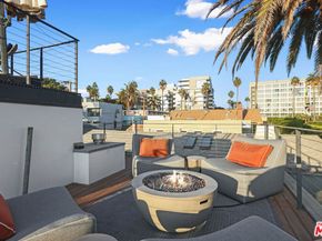 7 Vicente Terrace, Santa Monica CA 90401