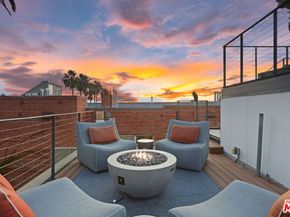 7 Vicente Terrace, Santa Monica CA 90401