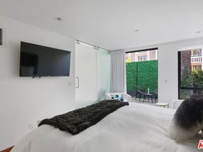 7 Vicente Terrace, Santa Monica CA 90401