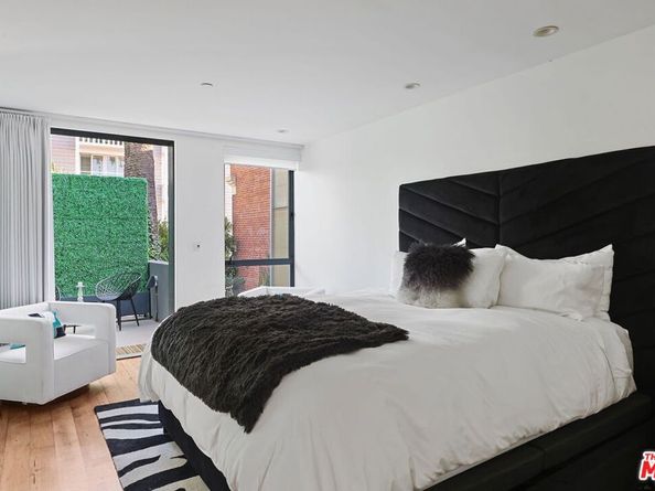 7 Vicente Terrace, Santa Monica CA 90401