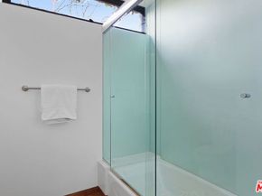 7 Vicente Terrace, Santa Monica CA 90401