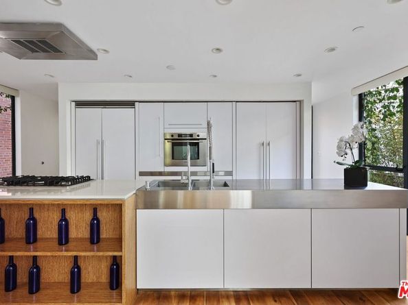 7 Vicente Terrace, Santa Monica CA 90401