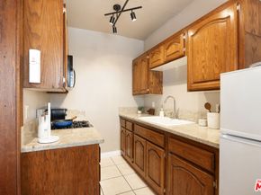 2121 James M Wood Boulevard 120, Los Angeles CA 90006