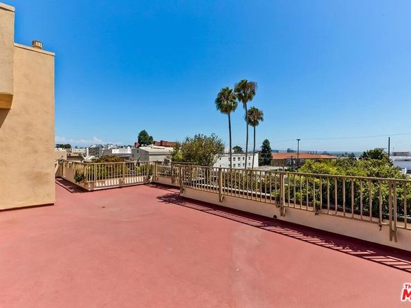 1241 S Westgate Avenue 203, Los Angeles CA 90025