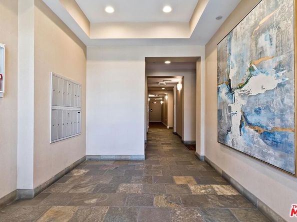 1241 S Westgate Avenue 203, Los Angeles CA 90025