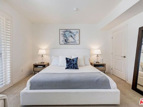 1241 S Westgate Avenue 203, Los Angeles CA 90025