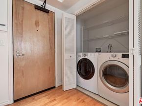 1241 S Westgate Avenue 203, Los Angeles CA 90025