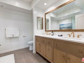 1241 S Westgate Avenue 203, Los Angeles CA 90025