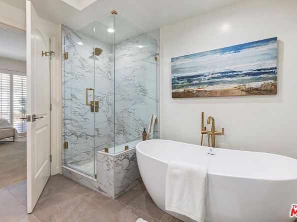 1241 S Westgate Avenue 203, Los Angeles CA 90025
