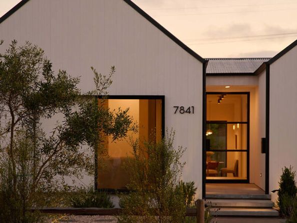 7841 Stewart Avenue, Los Angeles CA 90045
