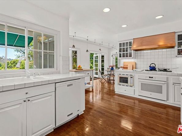 3314 Wonder View Drive, Los Angeles CA 90068