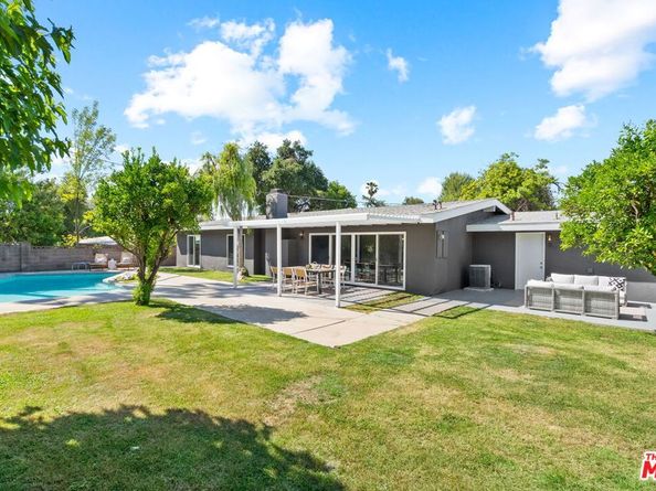 22946 Brenford Street, Woodland Hills CA 91364