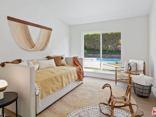 22946 Brenford Street, Woodland Hills CA 91364