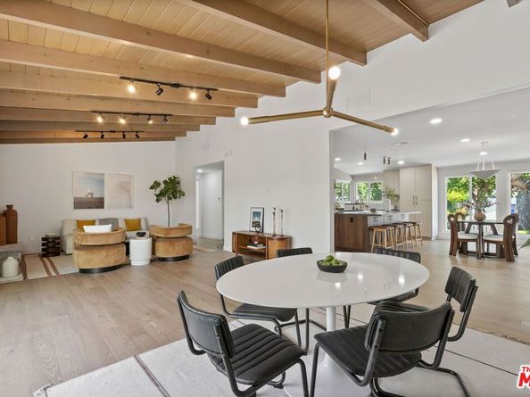 22946 Brenford Street, Woodland Hills CA 91364