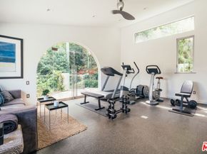 14800 Corona Del Mar, Pacific Palisades CA 90272
