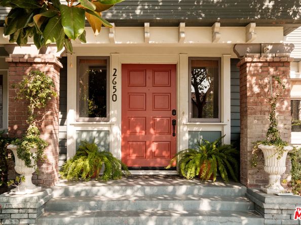 2650 Halldale Avenue, Los Angeles CA 90018