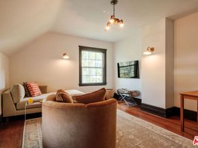 2650 Halldale Avenue, Los Angeles CA 90018