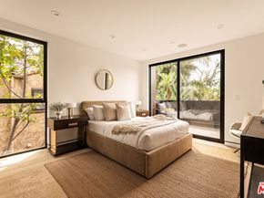 930 N La Jolla Avenue, West Hollywood CA 90046