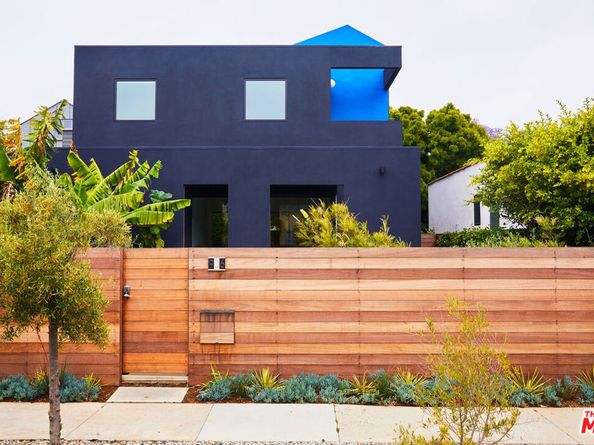 906 Superba Avenue, Venice CA 90291