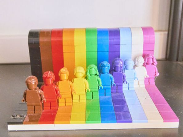 906 Superba Avenue, Venice CA 90291