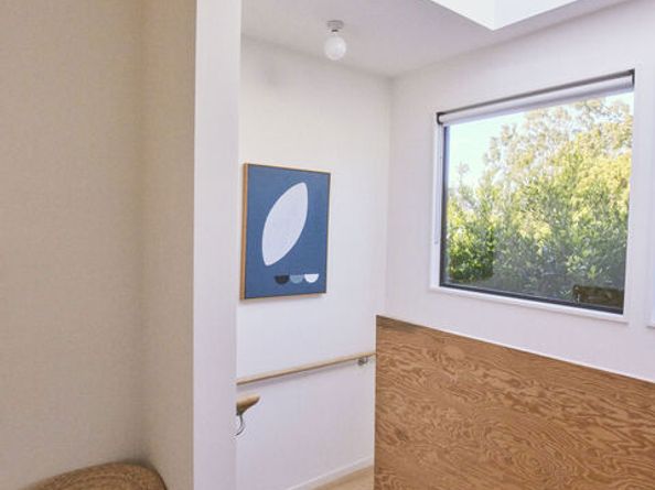 906 Superba Avenue, Venice CA 90291