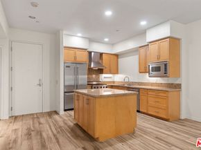 4050 Glencoe Avenue 214, Marina Del Rey CA 90292