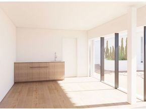 5075 Westpark Drive, North Hollywood CA 91601