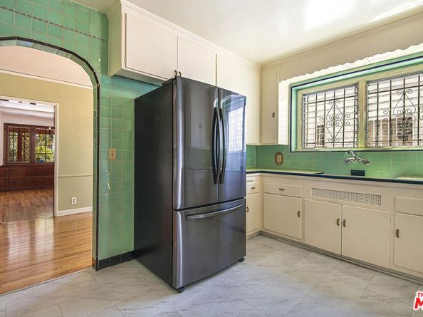 613 N Detroit Street, Los Angeles CA 90036