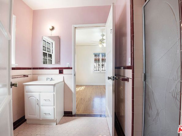 613 N Detroit Street, Los Angeles CA 90036