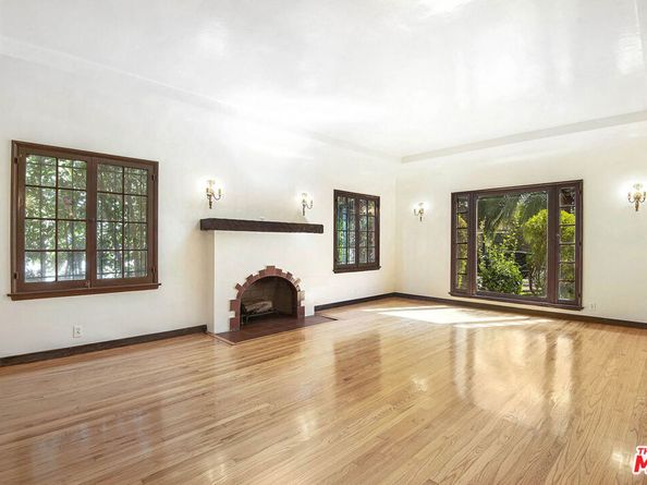 613 N Detroit Street, Los Angeles CA 90036