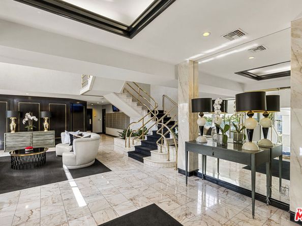 1131 Alta Loma Road 415, West Hollywood CA 90069