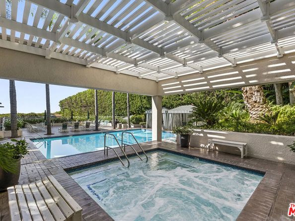 1131 Alta Loma Road 415, West Hollywood CA 90069