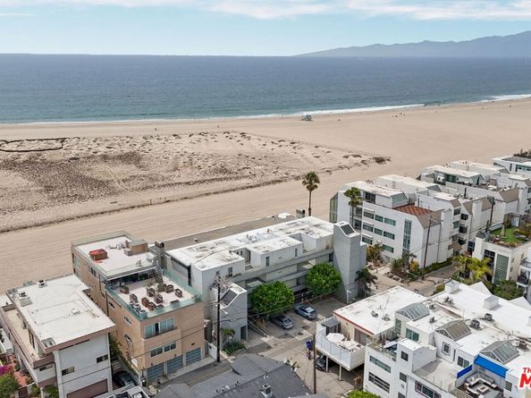 6 Voyage Street 108, Marina Del Rey CA 90292