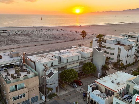 6 Voyage Street 108, Marina Del Rey CA 90292