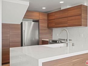 6 Voyage Street 108, Marina Del Rey CA 90292